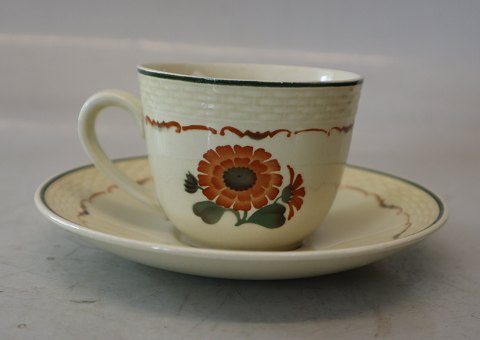 Coffee cup and saucer 13.3 cm Aluminia Copenhagen Calendula (Morgenfrue)  Faience Dinnerware Coffee set 